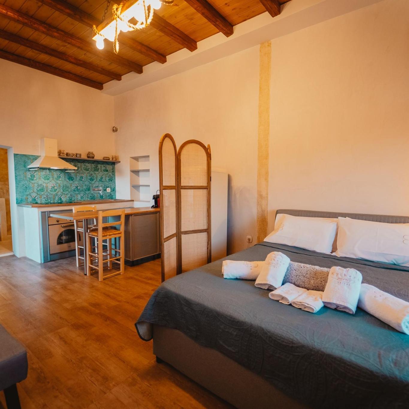 Kythera Secrets Suites Viaradika Zewnętrze zdjęcie